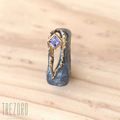 Amazing Surprise Ring